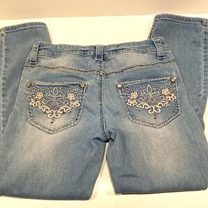 Knox Rose Embroidery Crop Skinny Jeans size 4